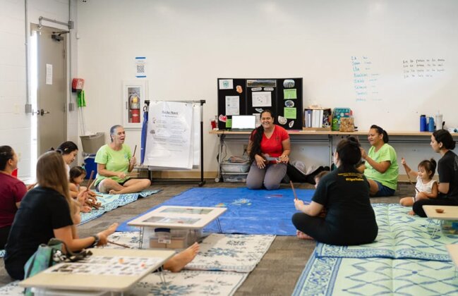 Photo: Parents and keiki in the classroom