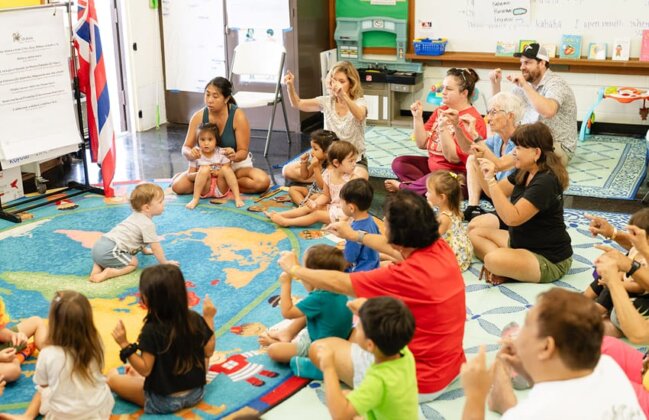 Photo: Parents and keiki in the classroom