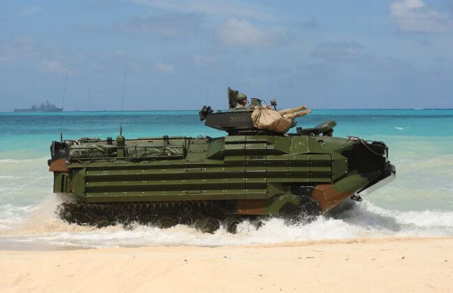 Photo: Marines drive AAV on beach in 2015