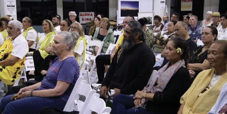 Photo: Community members gather at UH Maui